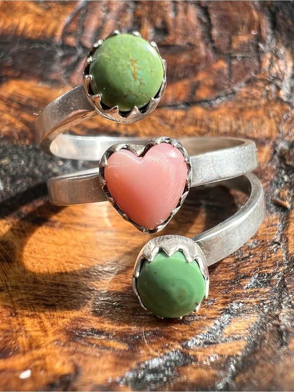 Sterling Silver Kingman Turquoise Pink Conch Heart Spiral Wrap Ring Size 9.5